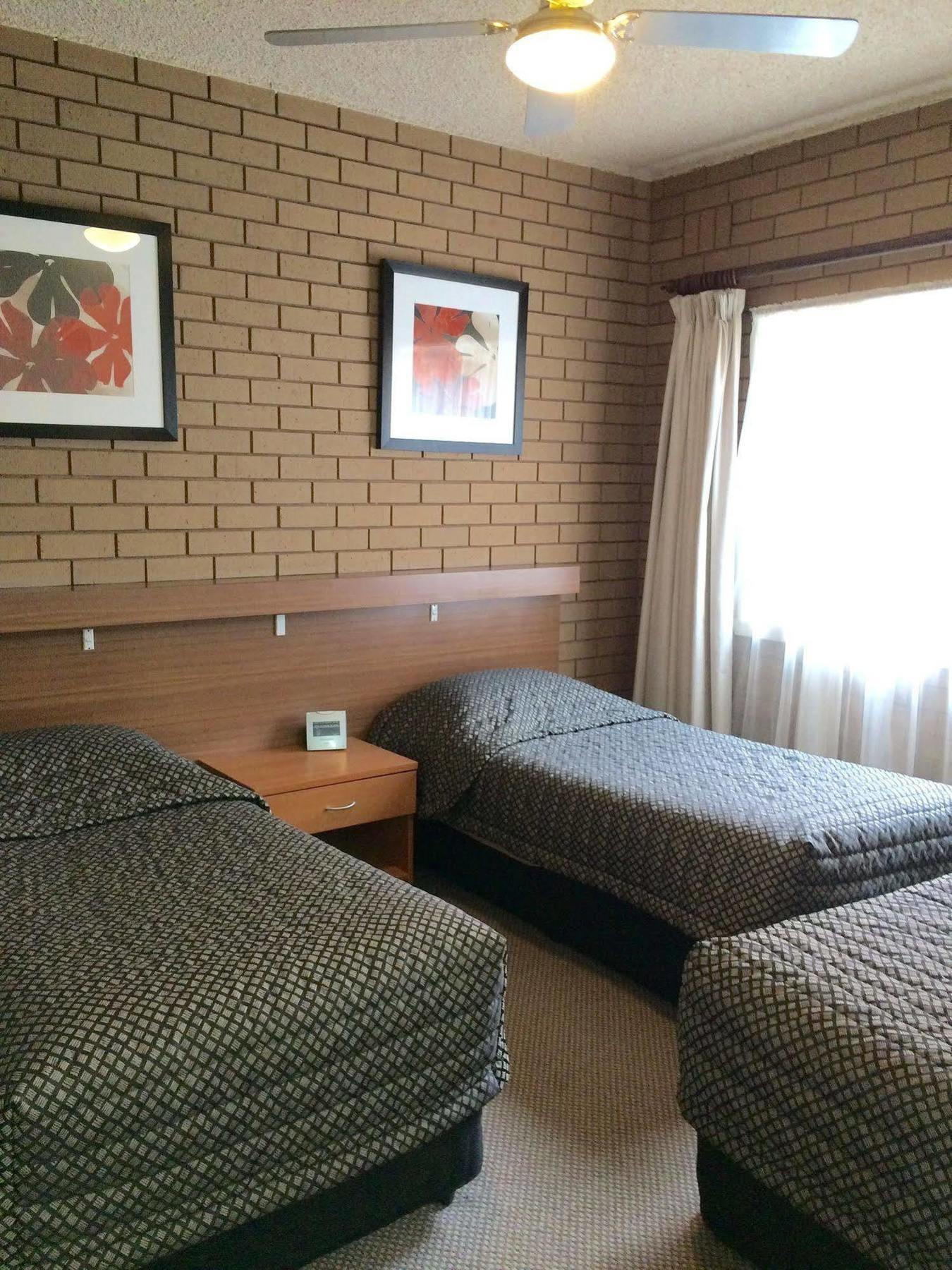 Parkview Motor Inn And Apartments 완가라타 외부 사진